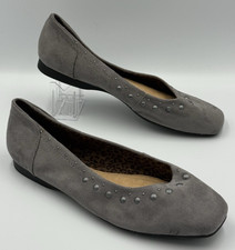 Hush Puppies Gray Suede Studded Ballet Flats Women's Size 9M Comfort Shoes