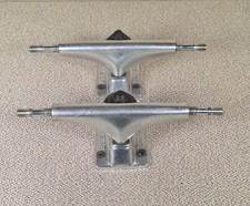 Darkstar Skateboard Trucks -