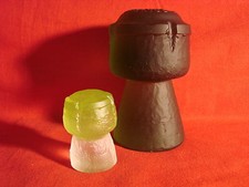 STUNNING CHAMPAGNE CORK GLASS DOUGH / PAPER PRESS