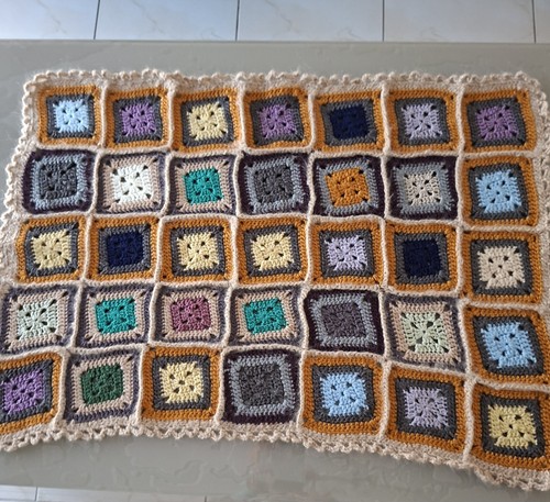 Fait main couverture crochet - main,