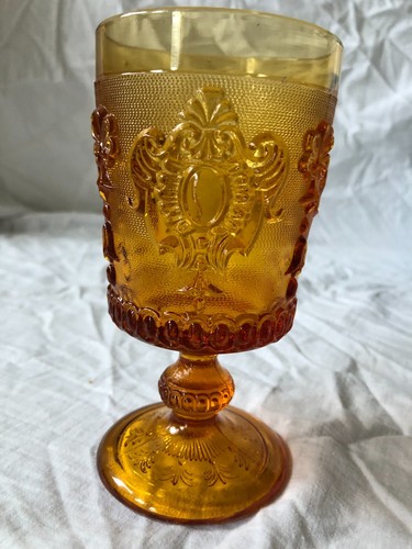 Portieux verre pied vin - a,