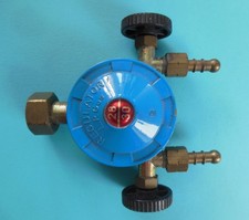 Détendeur gaz  a deux sorties
