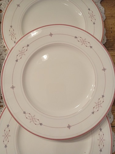 Assiettes plates 5 cm - 6,