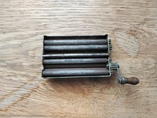 Ancienne Machine à Rouler les cigarettes  Le populaire