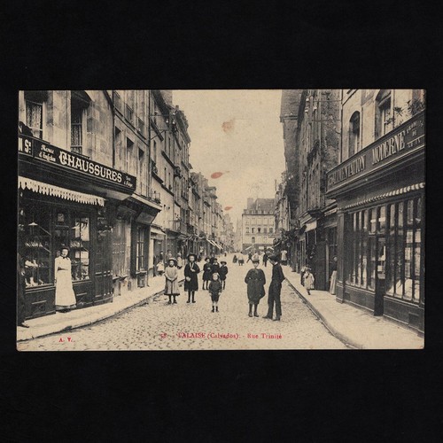 Cpa falaise rue trinité - rue, /