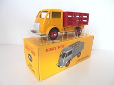 Ford Bétaillère jaune -