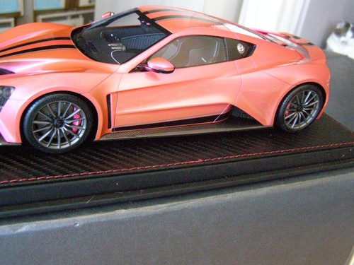 Zenvo st1 flash pink - 1/18,