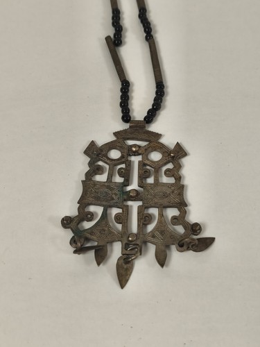 Collier vintage ancien touareg