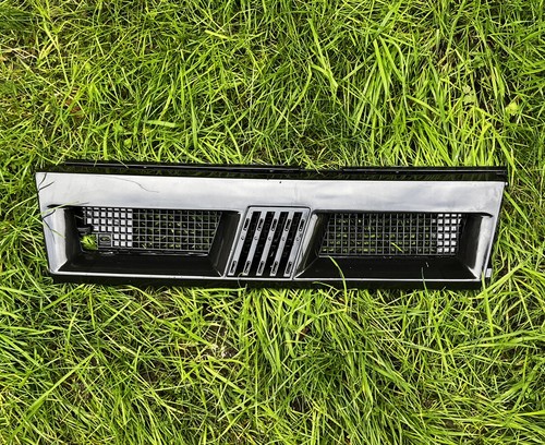 Nouveau grille avant - grille,