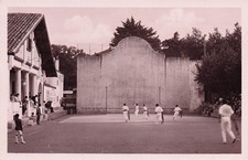 64 GUETHARY PARTIE DE PELOTE