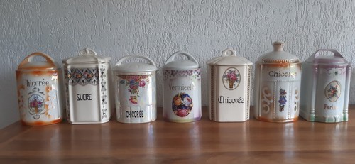 Pots épices différents - pots,