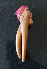 ANCIEN CASSE NOIX NOISETTE ART