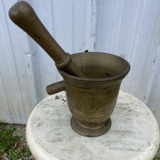 Ancien mortier en bronze À