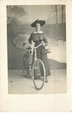 CYCLING PHOTO CARD woman and her bike