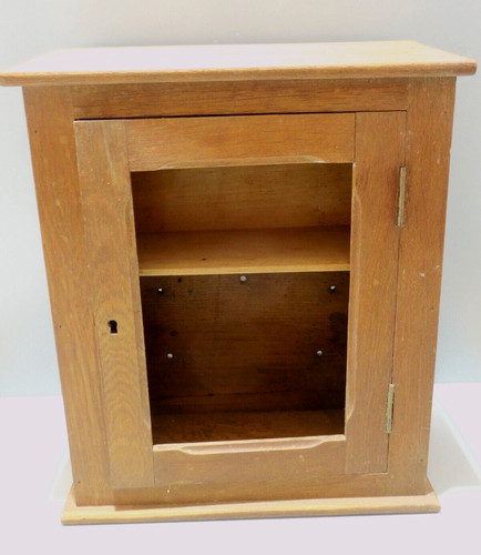 Boite aux lettres - aux, ancienne
