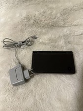 Nintendo DSi XL Système