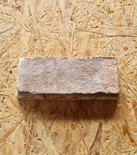 Brique réfractaire arrière poêle à bois Deville Lily