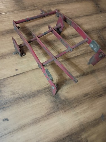 Wheel horse garden tractor - horse,