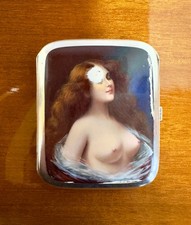 Boîte à cigarettes ancienne