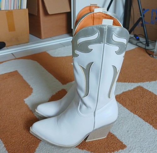 Bottes santiags blanches - , et