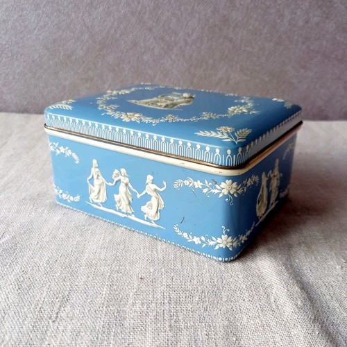 Boîte métallique style