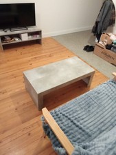 Table basse de salon grise