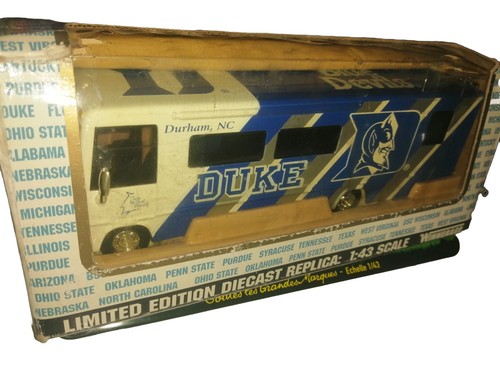 Winnebago bus durham - 1/43, nc