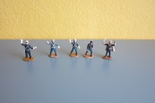 5 figurines Starlux