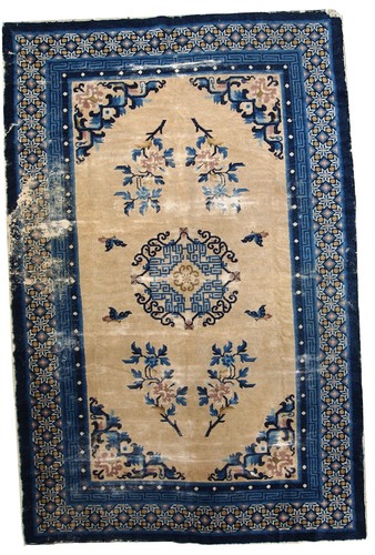 Tapis ancien fait - fait, main