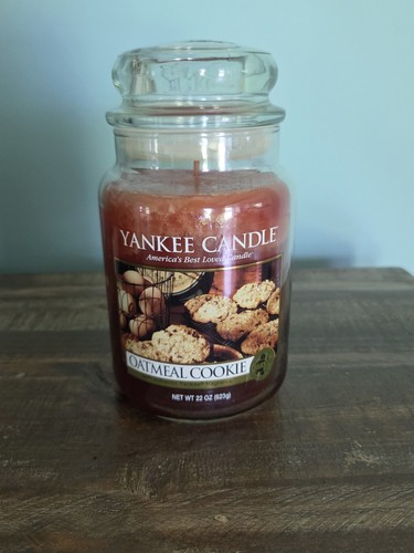New yankee candle oatmeal - candle,
