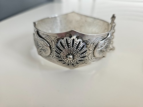 Ancien bracelet oriental