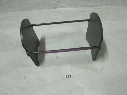 One purple marron - one, ?