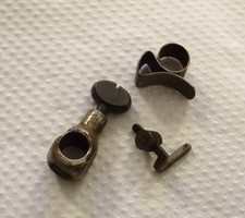 Serre aiguille Machine à