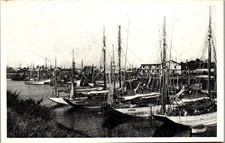 56 LORIENT - groupe de bateaux