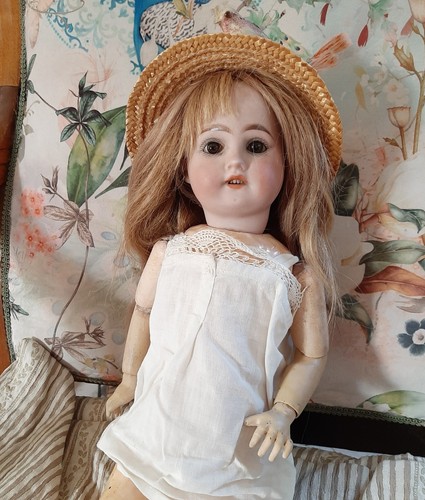 Poupee ancienne - poupee,