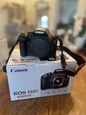 appareil photo numérique reflex canon EOS 550D   18Mega Pixel