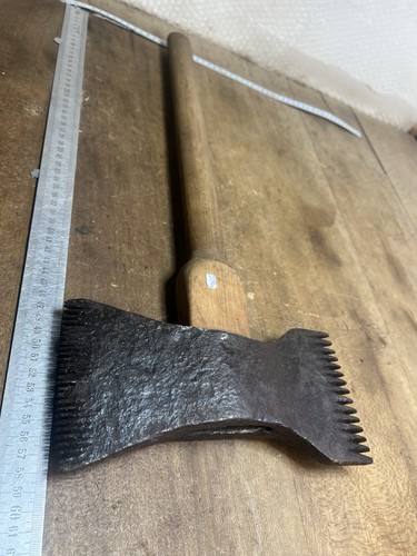 Outil ancien old tool - ancien,