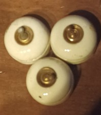 Trois anciens Interrupteurs en