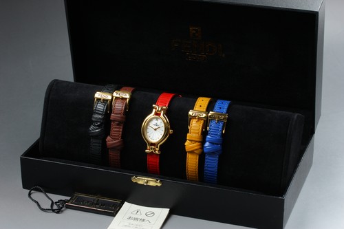 Montre femme fendi 640l - montre,