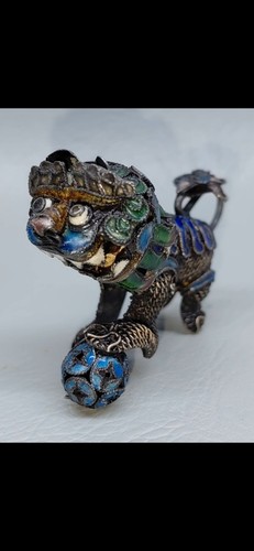 Petite figurine statuette - petite,