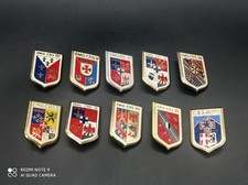 Lot de 10 anciens Insignes Police CRS  , obsolète .