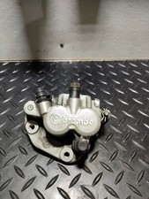 etrier de frein av scooter 125 majesty yamaha 2005