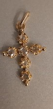 Croix provençale or diamants