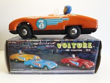 Jouet en tôle voiture de