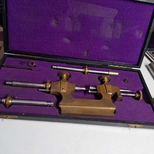 Horloger horlogerie ancien - horlogerie,