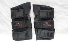 eight ball wrist protection for skateboarding roller blade skate derby 14+