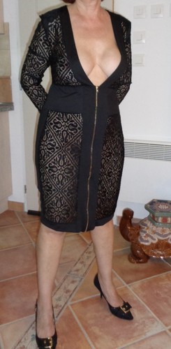 Robe trés sexy - trés,