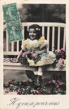 CP LITTLE GIRL WITH ROSES FLOWERS ON BENCH - 22361