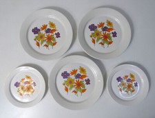 5 assiettes en faïence fleurie orange W.Germany vintage