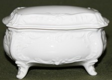 Ancienne boite à bibelots en